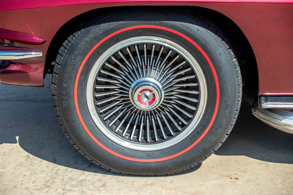 Chevrolet-Corvette-1967-Coupe-14