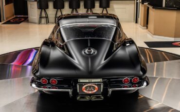Chevrolet-Corvette-1967-Coupe-15