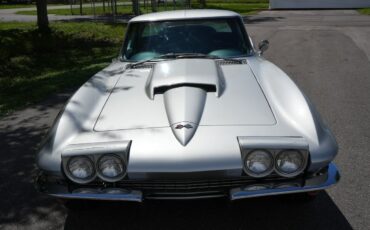 Chevrolet-Corvette-1967-Coupe-15