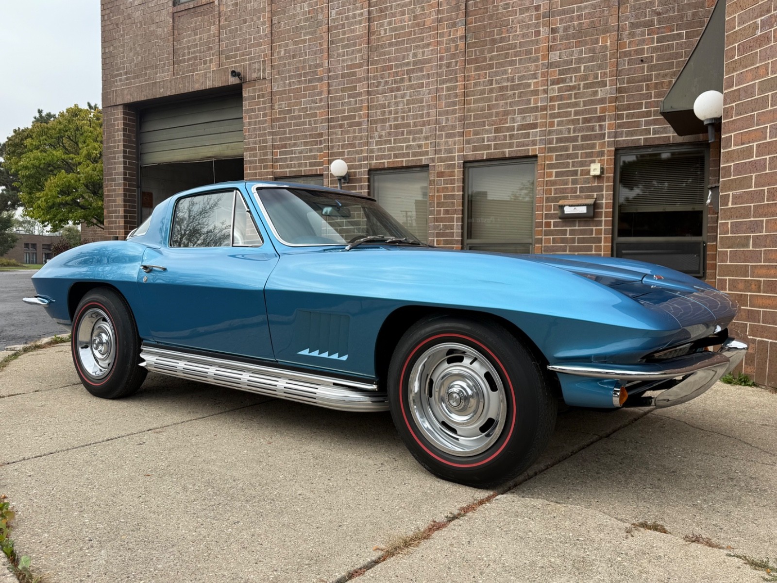 Chevrolet-Corvette-1967-Coupe-15