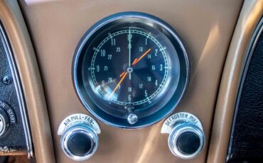 Chevrolet-Corvette-1967-Coupe-23