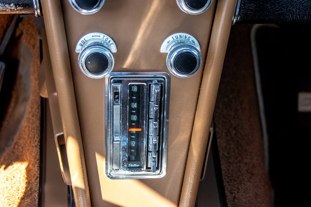 Chevrolet-Corvette-1967-Coupe-24