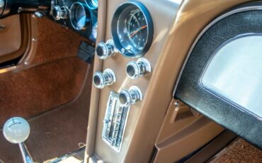 Chevrolet-Corvette-1967-Coupe-26