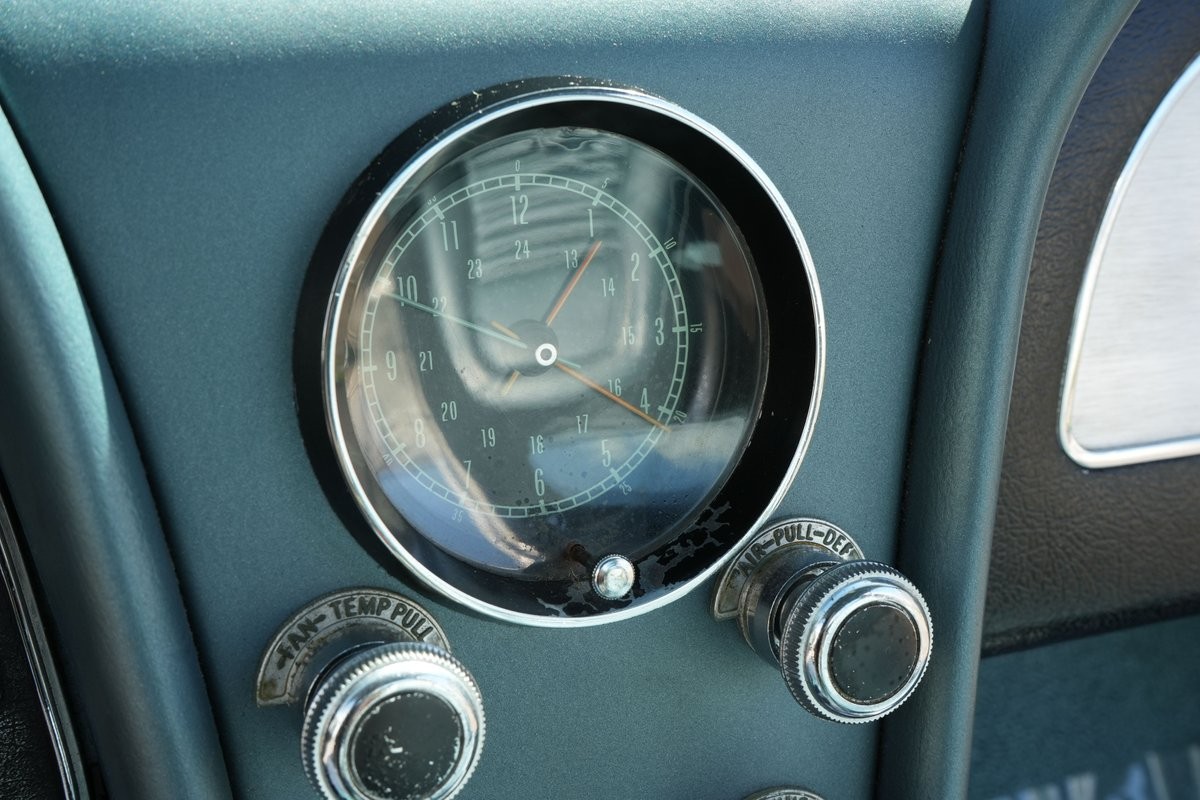 Chevrolet-Corvette-1967-Coupe-27