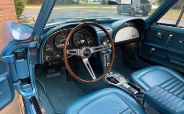 Chevrolet-Corvette-1967-Coupe-27