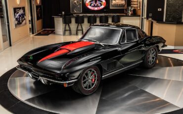 Chevrolet-Corvette-1967-Coupe-5