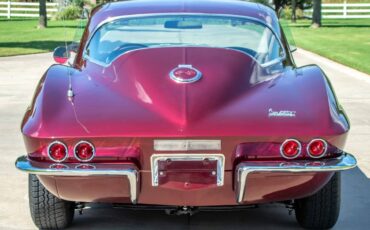 Chevrolet-Corvette-1967-Coupe-5