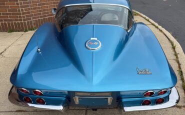 Chevrolet-Corvette-1967-Coupe-9