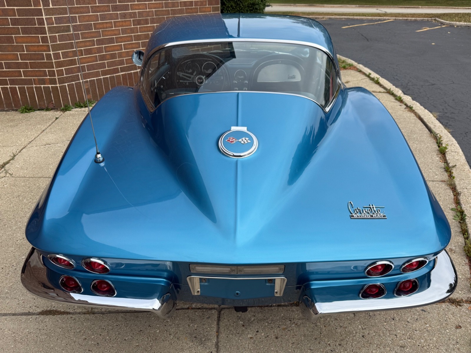 Chevrolet-Corvette-1967-Coupe-9