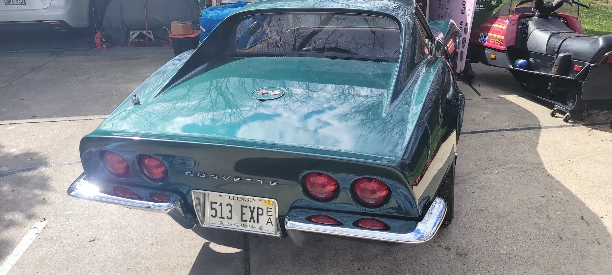 Chevrolet-Corvette-1968-British-Green-Saddle-3