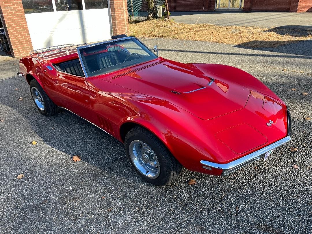 Chevrolet-Corvette-1968-Convertible-1