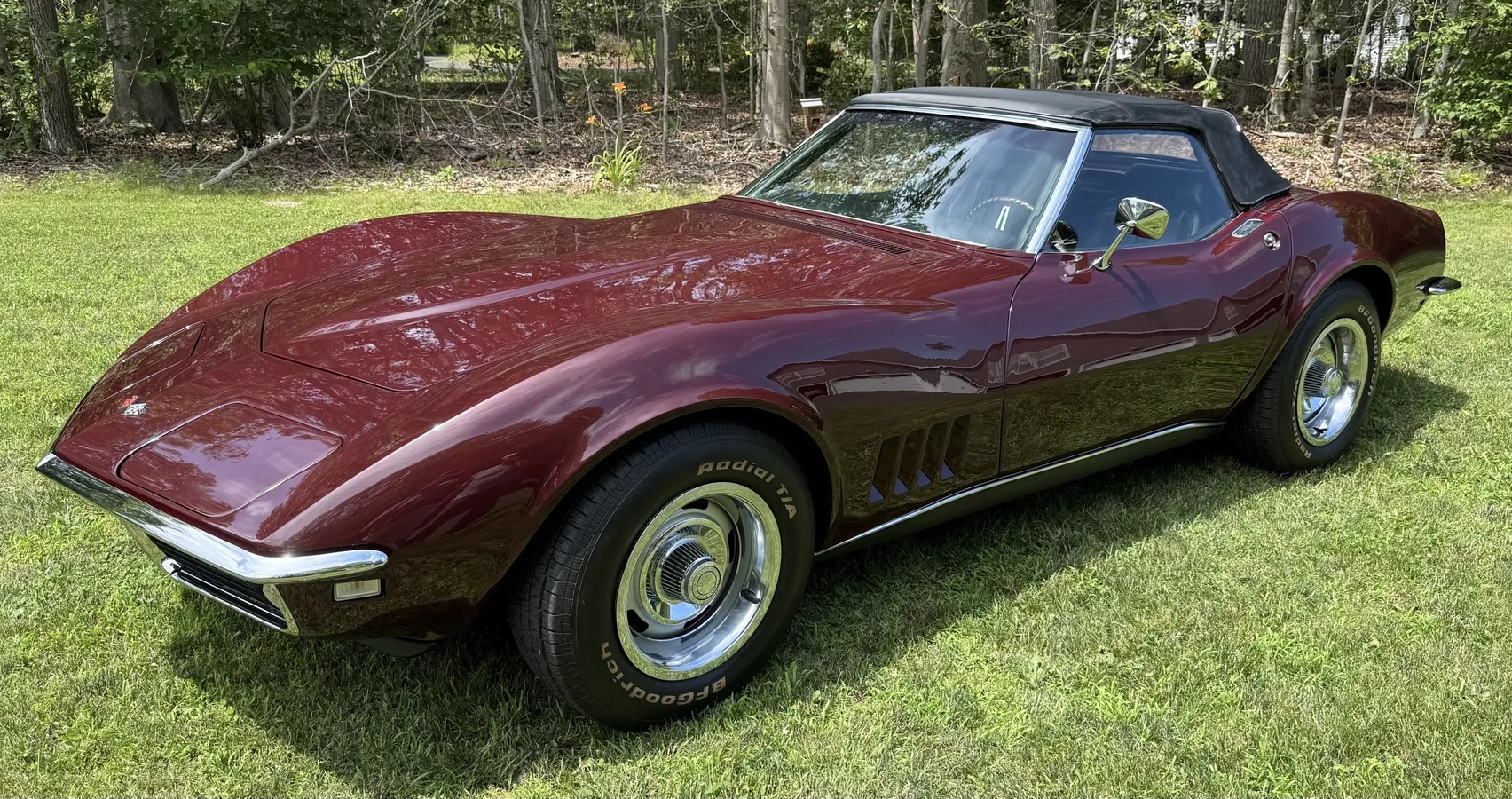 Chevrolet-Corvette-1968-Cordovan-Maroon-Black-1