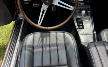 Chevrolet-Corvette-1968-Cordovan-Maroon-Black-2