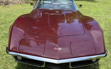 Chevrolet-Corvette-1968-Cordovan-Maroon-Black-4