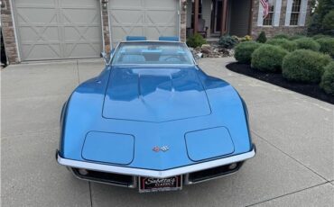 Chevrolet-Corvette-1969-2-Door-Convertible-18