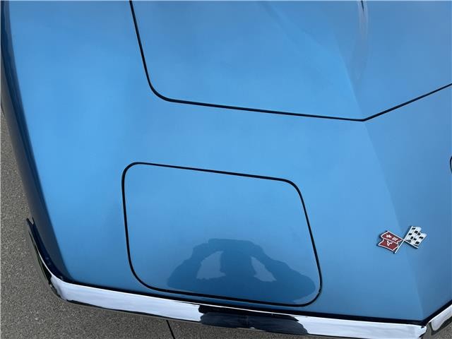 Chevrolet-Corvette-1969-2-Door-Convertible-19