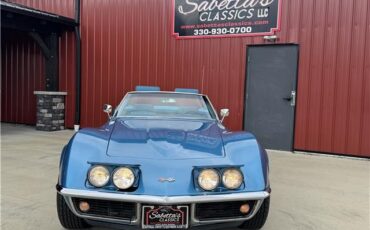 Chevrolet-Corvette-1969-2-Door-Convertible-2