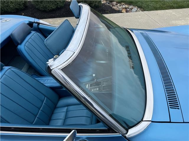 Chevrolet-Corvette-1969-2-Door-Convertible-27