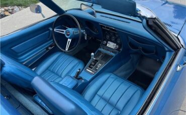 Chevrolet-Corvette-1969-2-Door-Convertible-30