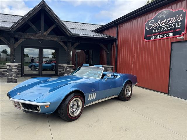 Chevrolet-Corvette-1969-2-Door-Convertible