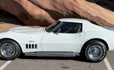 Chevrolet-Corvette-1969-Can-Am-White-Saddle-Beige-12