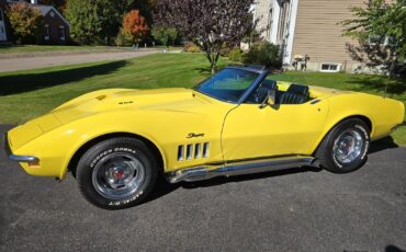 Chevrolet-Corvette-1969-Convertible-1
