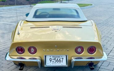 Chevrolet-Corvette-1969-Convertible-10