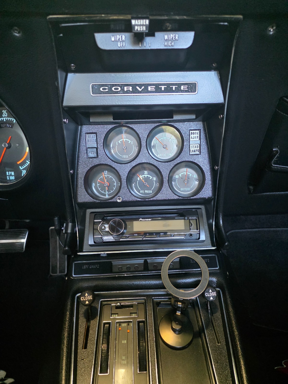 Chevrolet-Corvette-1969-Convertible-11