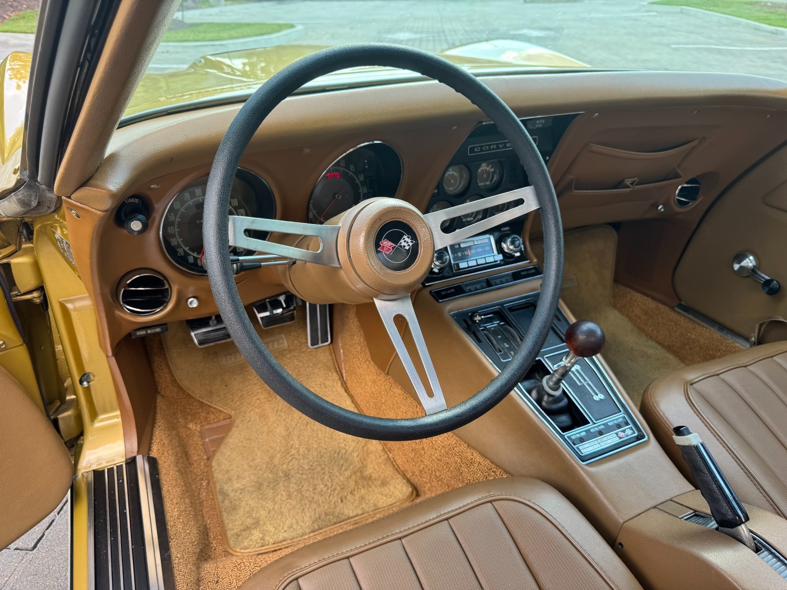 Chevrolet-Corvette-1969-Convertible-21