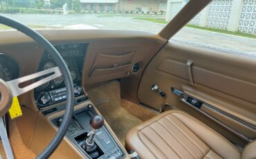 Chevrolet-Corvette-1969-Convertible-22