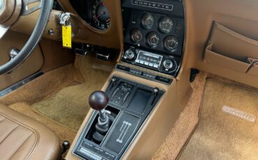 Chevrolet-Corvette-1969-Convertible-38