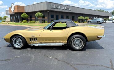 Chevrolet-Corvette-1969-Convertible-4