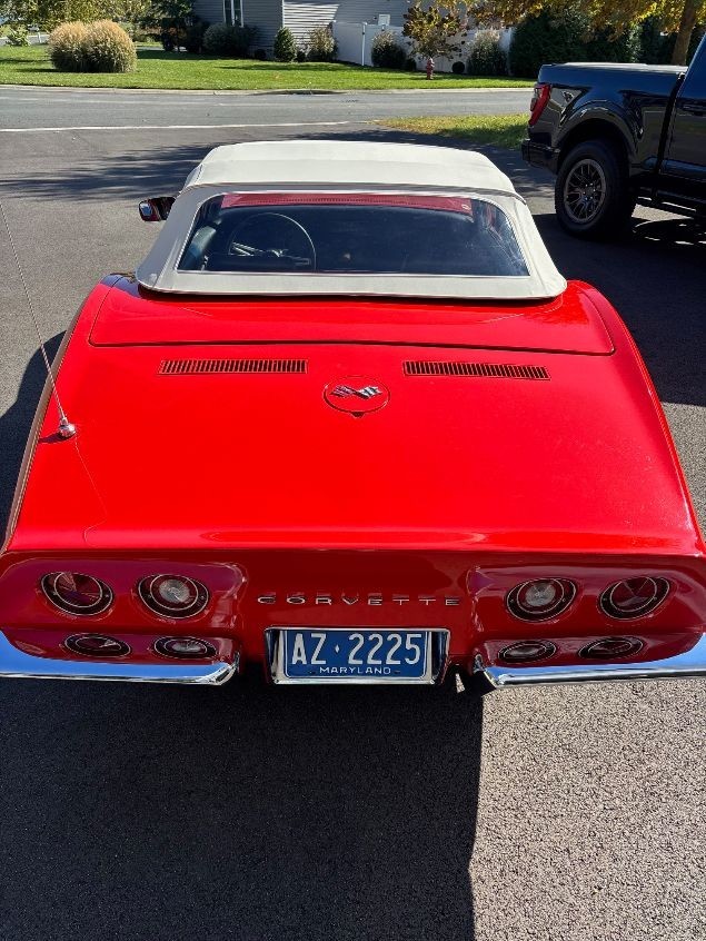 Chevrolet-Corvette-1969-Convertible-5