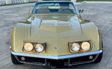 Chevrolet-Corvette-1969-Convertible-6