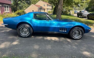 Chevrolet-Corvette-1969-Coupe-6