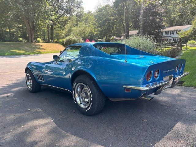 Chevrolet-Corvette-1969-Coupe-7