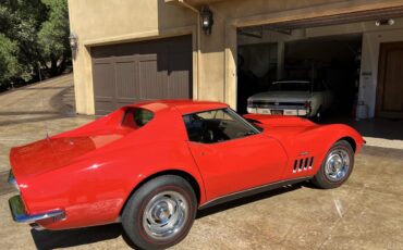 Chevrolet-Corvette-1969-Monza-Red-Black-14