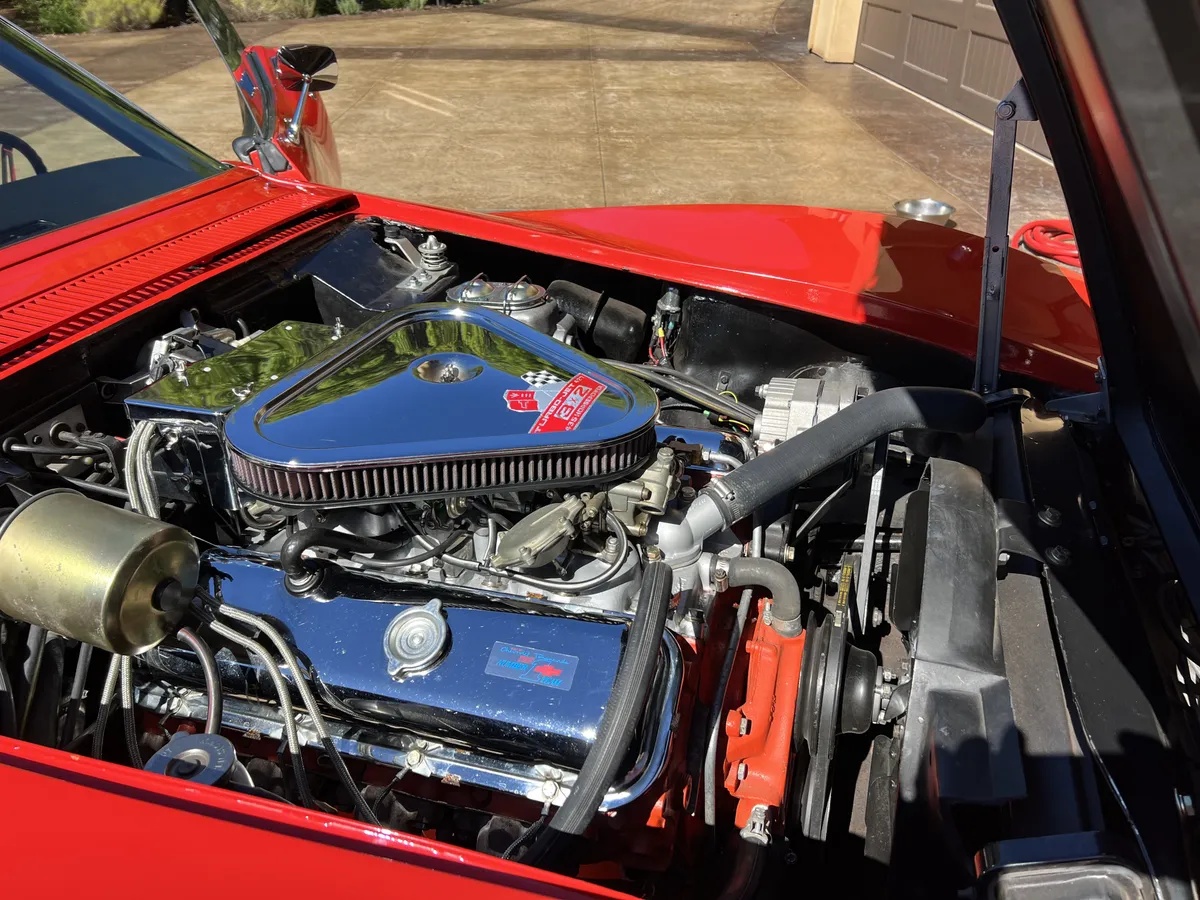 Chevrolet-Corvette-1969-Monza-Red-Black-6