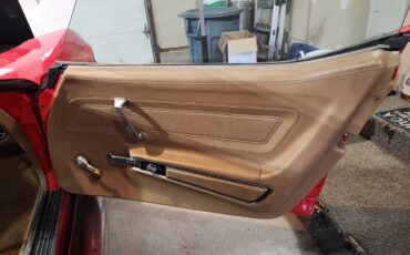 Chevrolet-Corvette-1969-Red-Tan-1