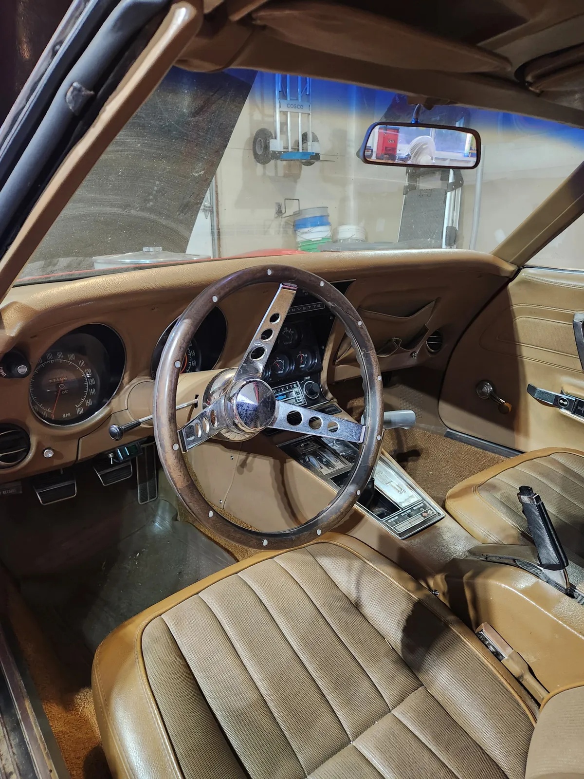 Chevrolet-Corvette-1969-Red-Tan-18