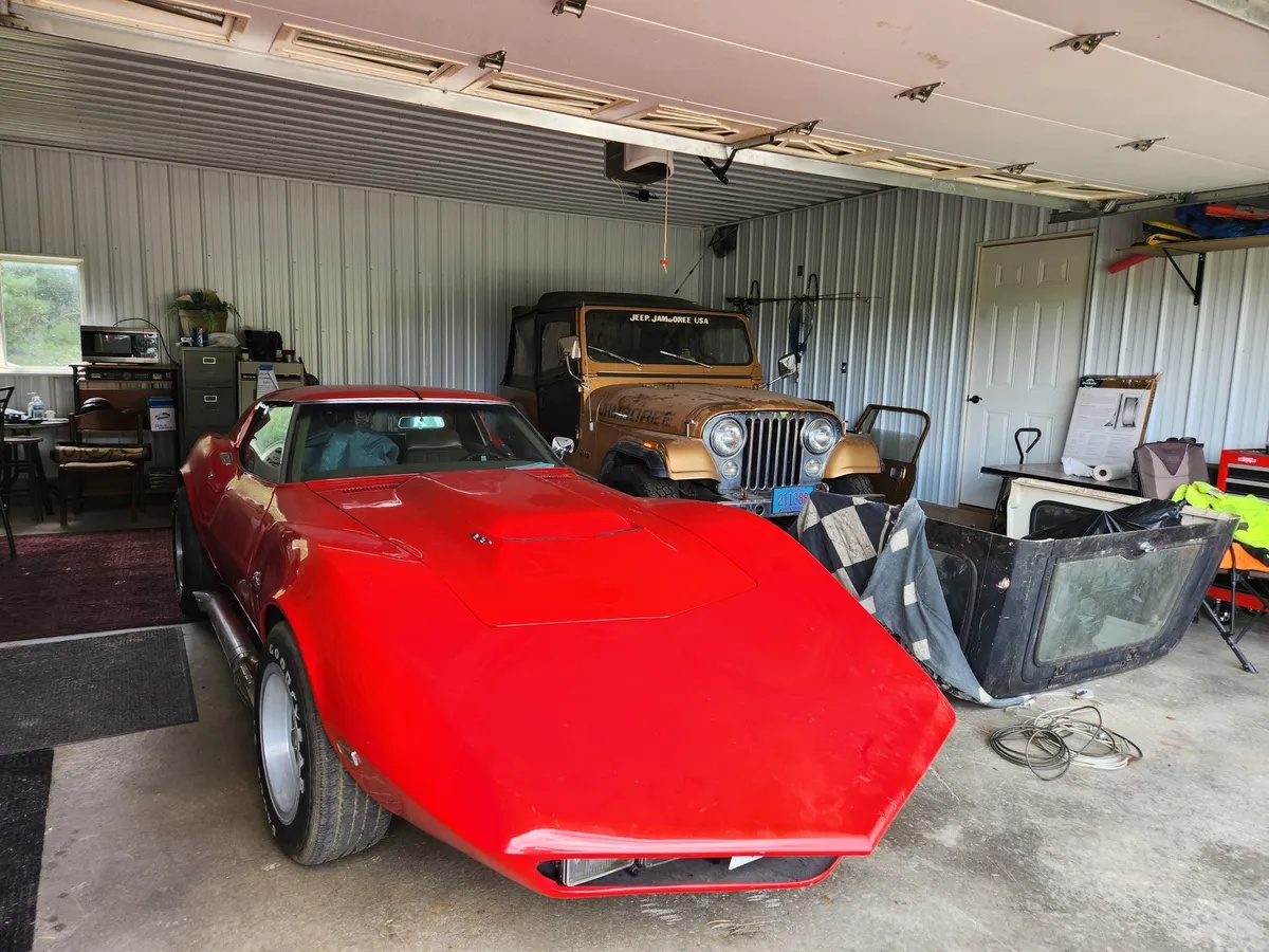 Chevrolet-Corvette-1969-Red-Tan-5