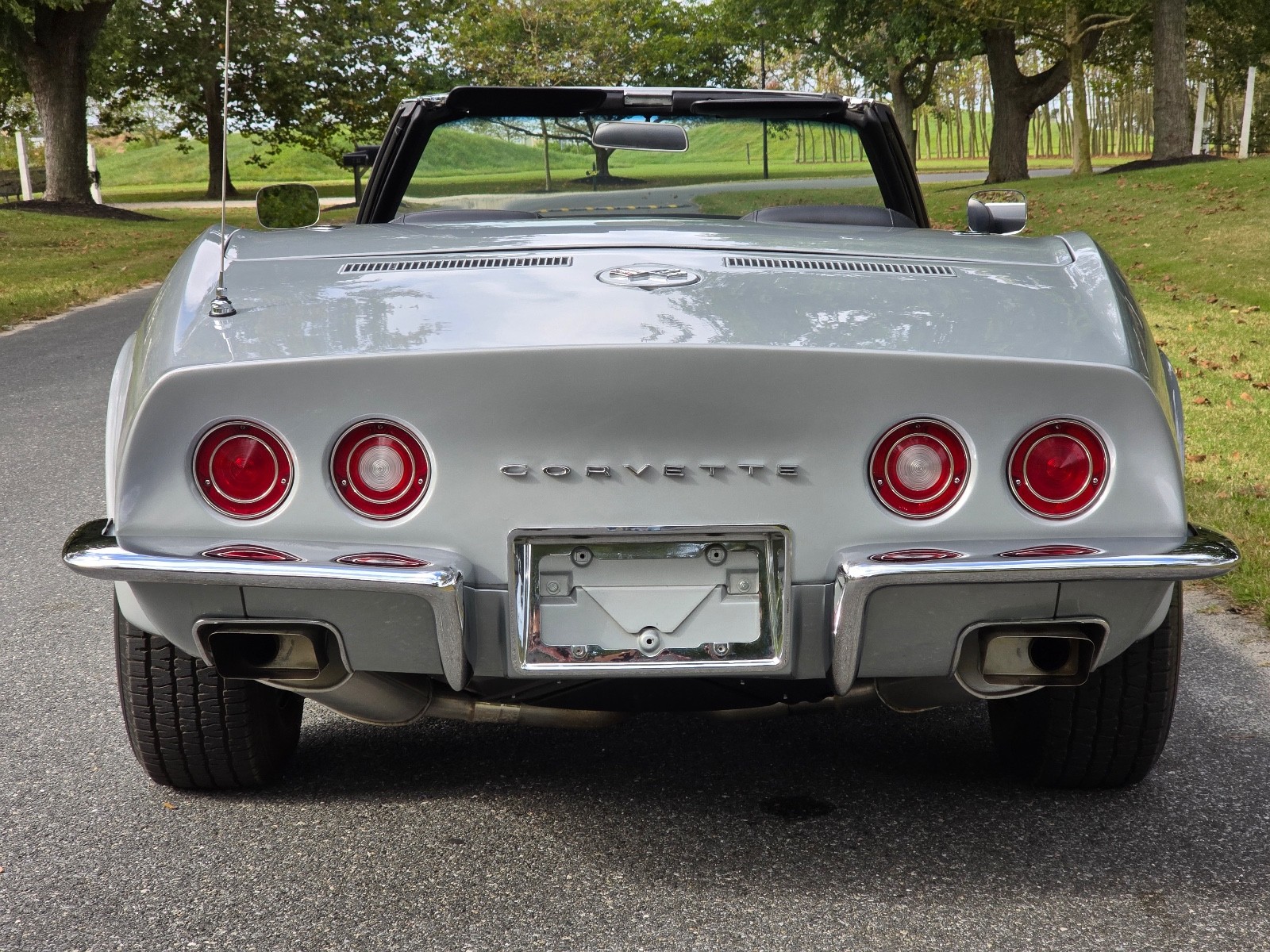 Chevrolet-Corvette-1970-Convertible-10