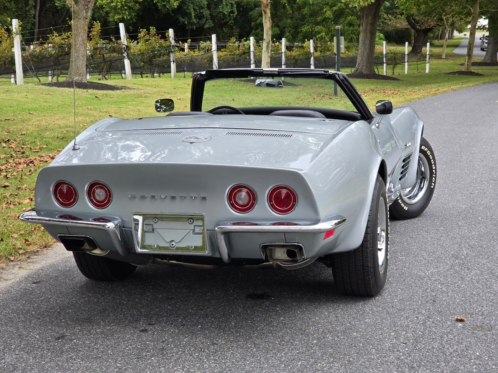 Chevrolet-Corvette-1970-Convertible-18