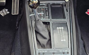 Chevrolet-Corvette-1970-Convertible-26