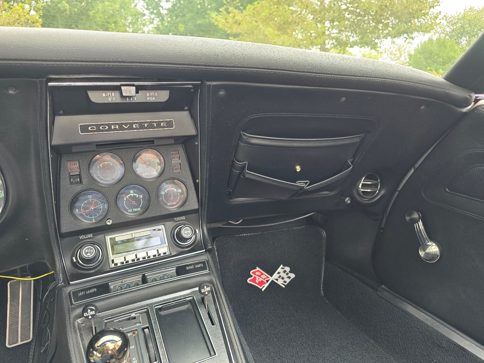Chevrolet-Corvette-1970-Convertible-27