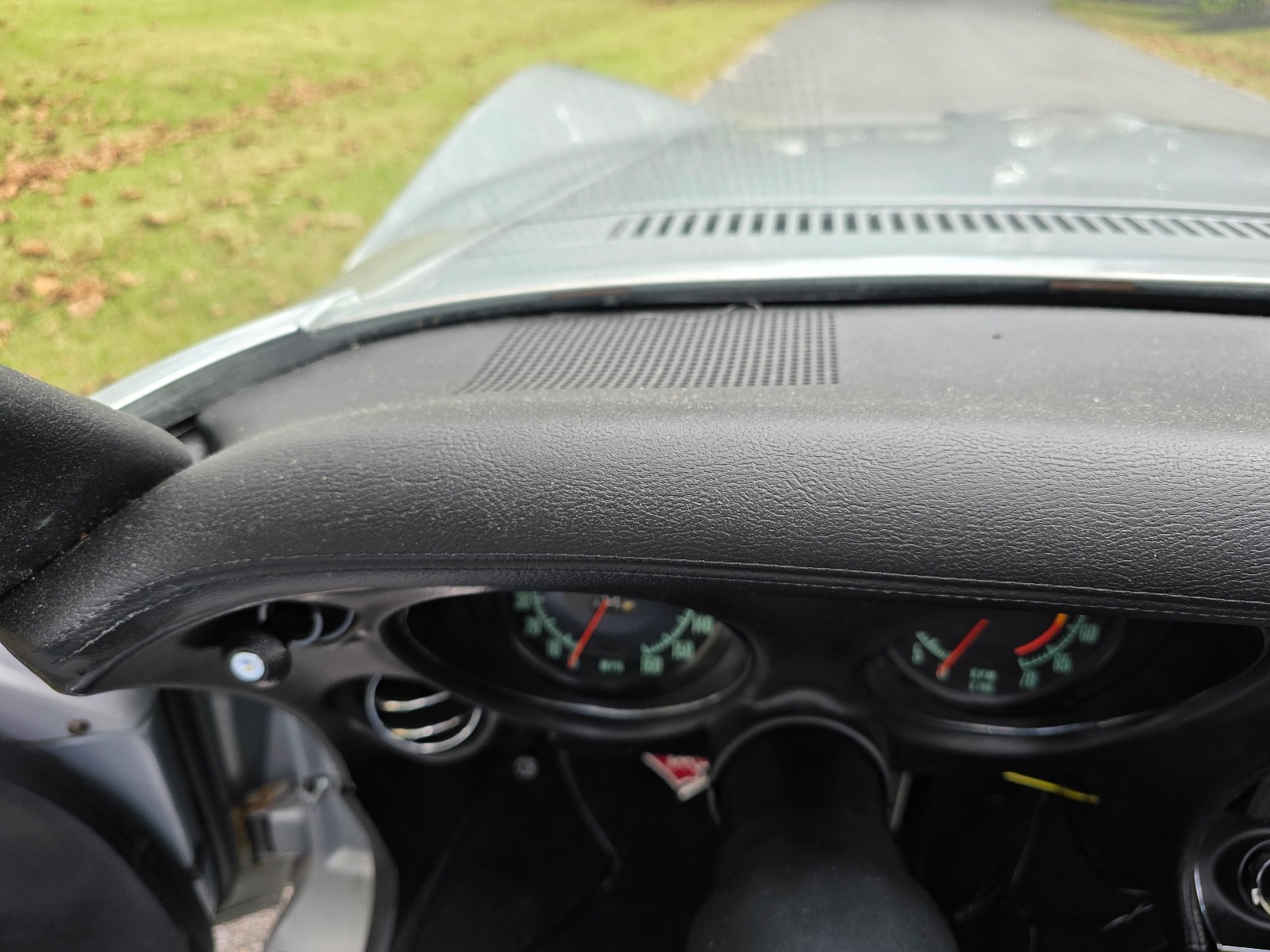 Chevrolet-Corvette-1970-Convertible-28