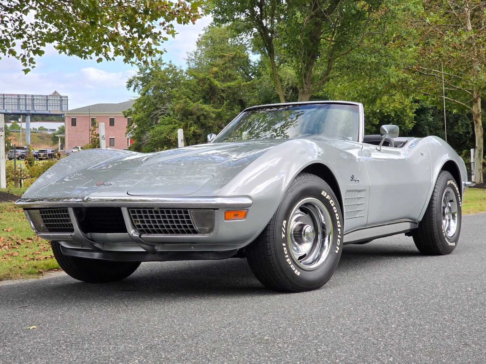 Chevrolet-Corvette-1970-Convertible-4