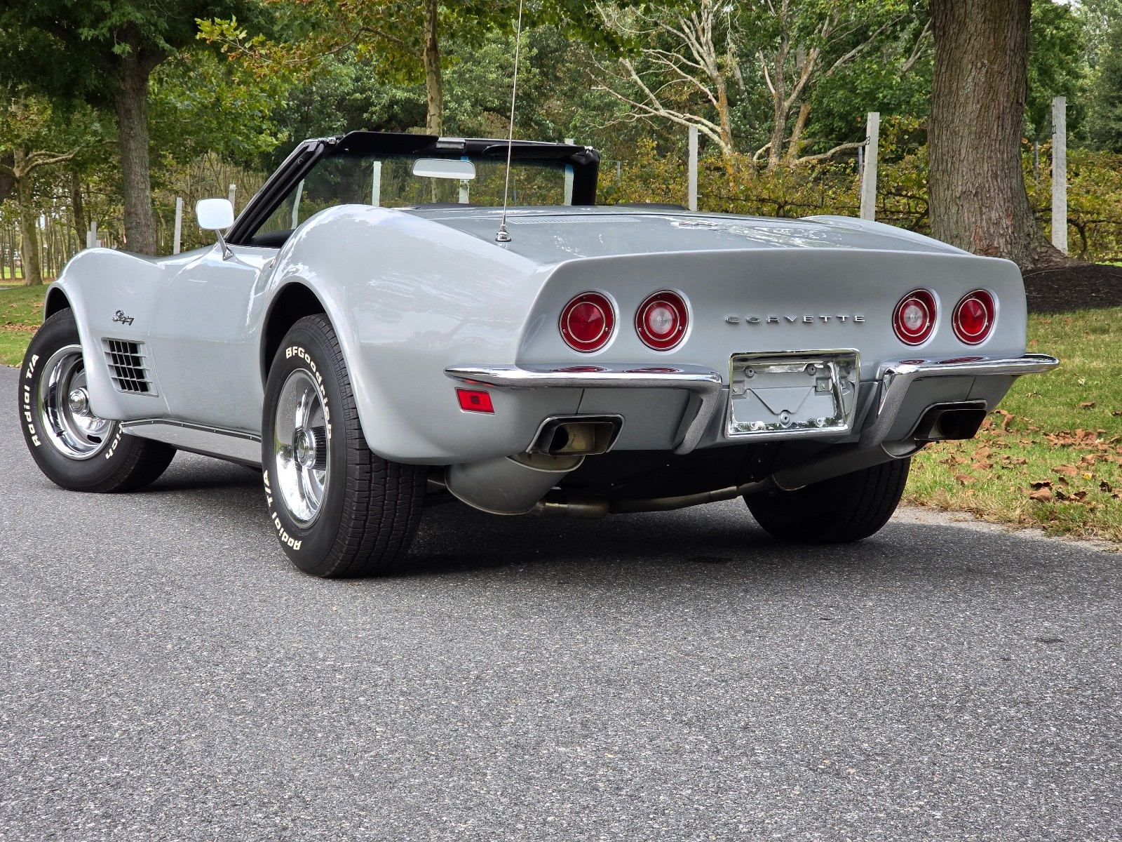 Chevrolet-Corvette-1970-Convertible-7