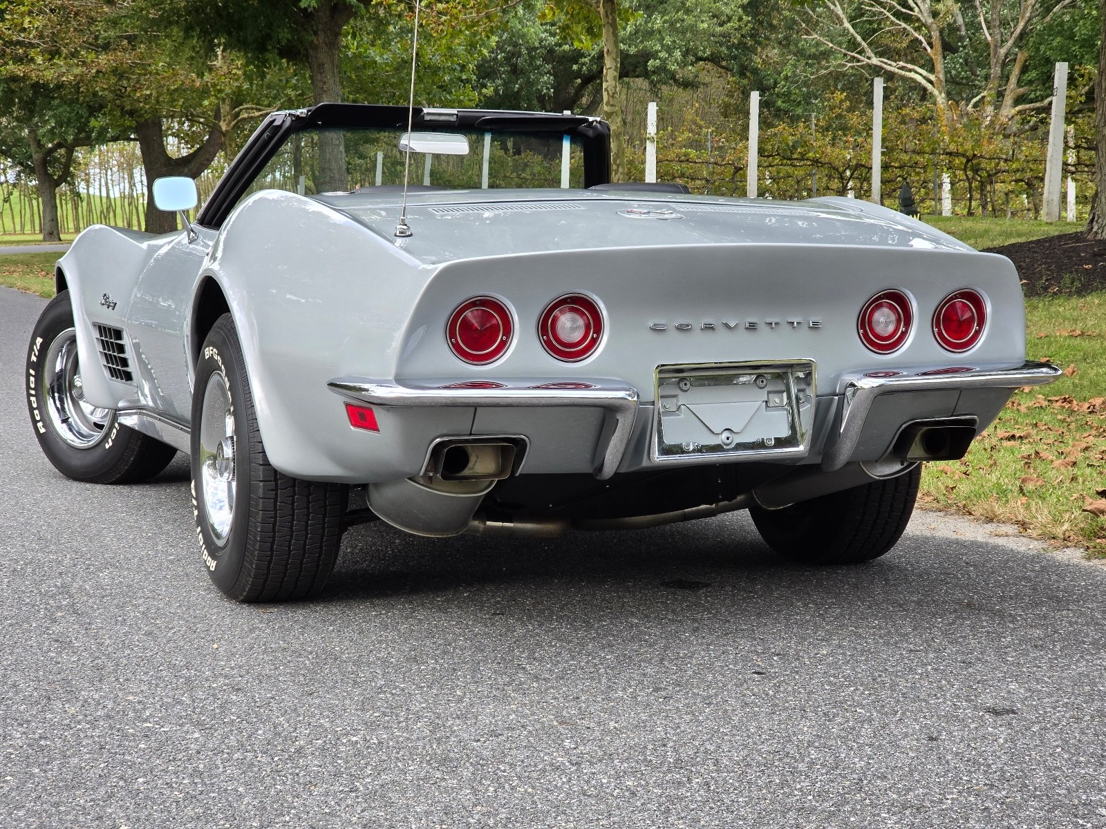 Chevrolet-Corvette-1970-Convertible-8