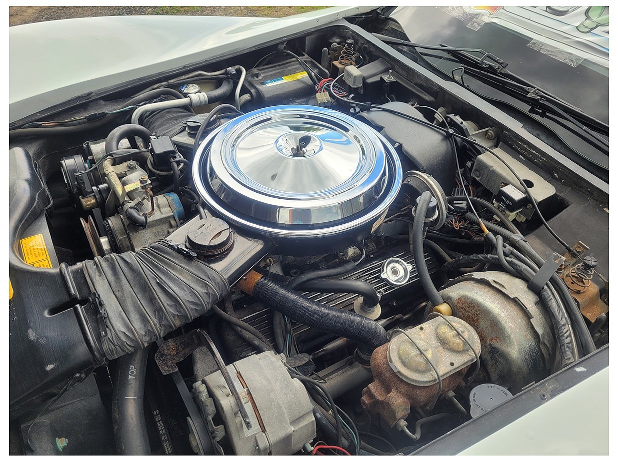 Chevrolet-Corvette-1971-10